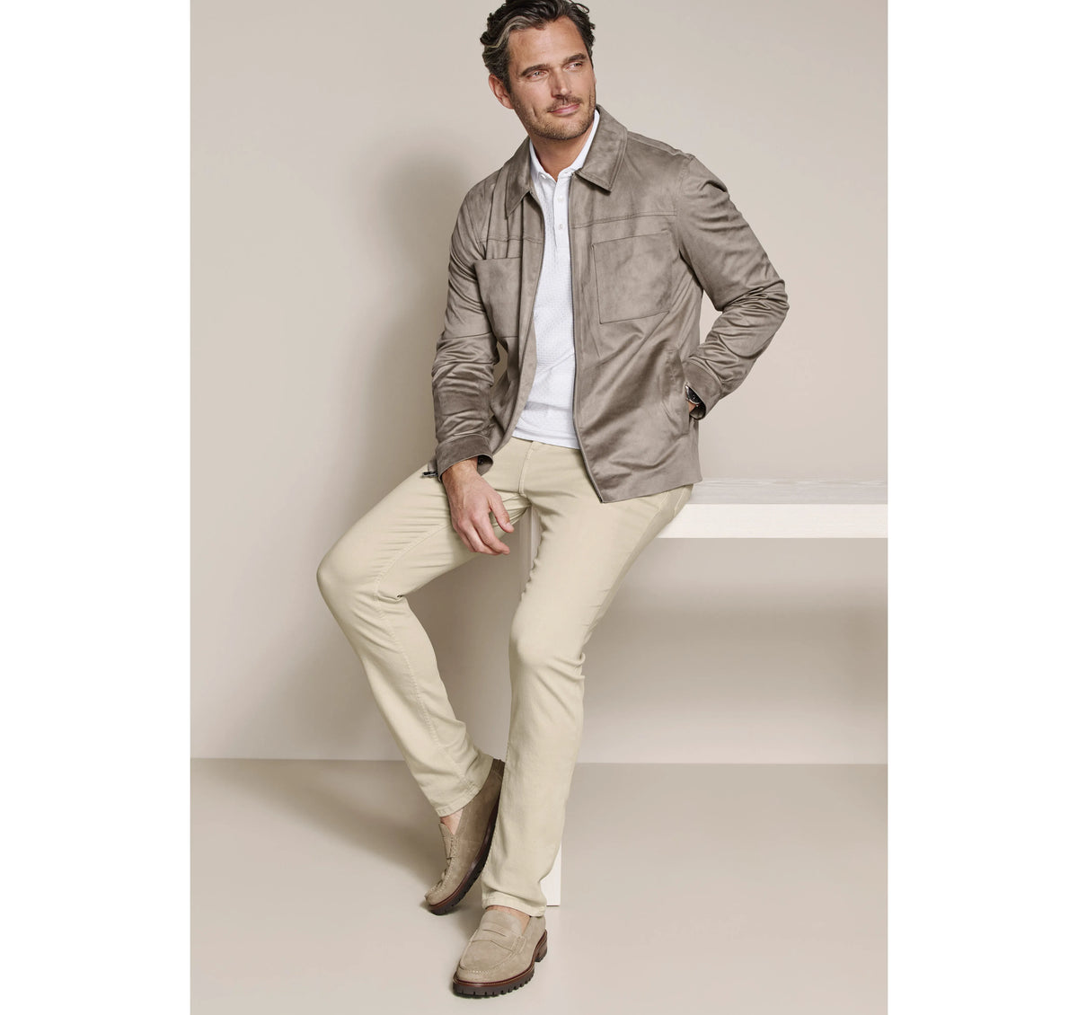 Taupe